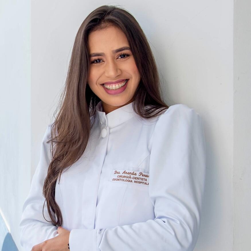 Equipe Clínica Ninos: Dra. Ananda - Odontopediatra
